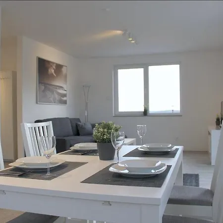 Lejlighed Seeblick - Direkt Am Hafen Grossraeschen